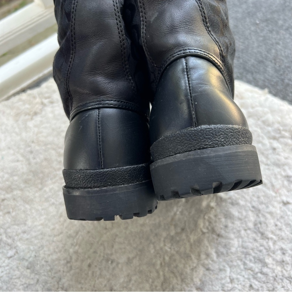 COACH Laura Black Signature Leather/Rubber Silver Hardwear Boots Lace Up Size 7 - Picture 11 of 16